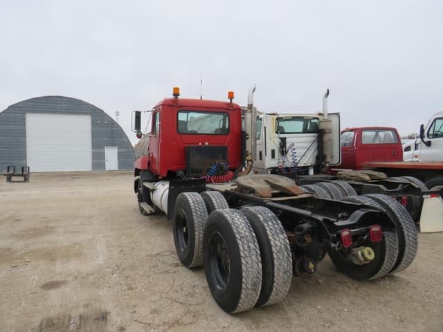 Image of Mack CH600 equipment image 3