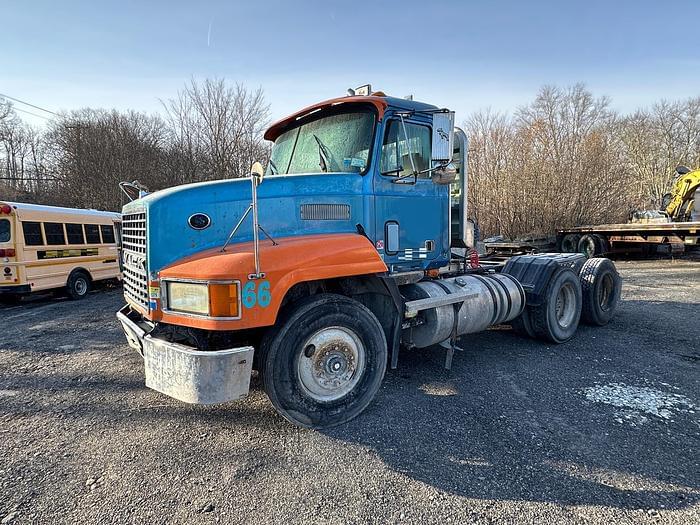 Image of Mack CH613 Primary image