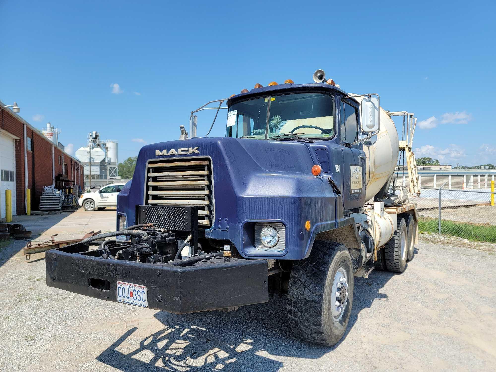 Main image Mack DMM6906S