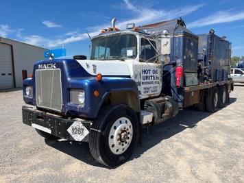 Main image Mack RD600