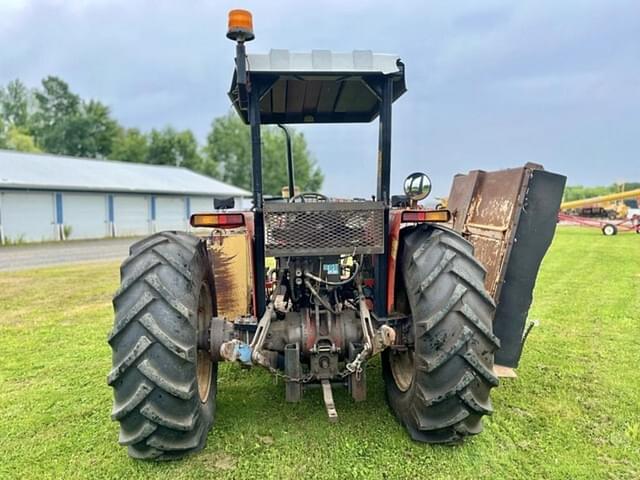 Image of Massey Ferguson 383 equipment image 4