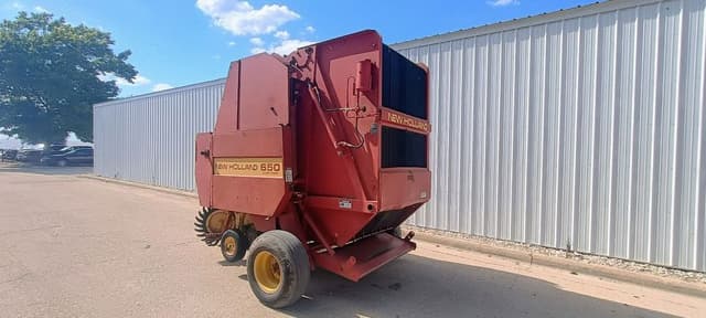 Image of New Holland 650 equipment image 4