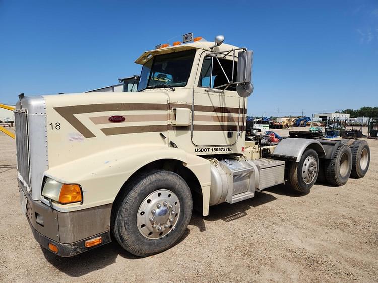 1991 Peterbilt 377 Equipment Image0