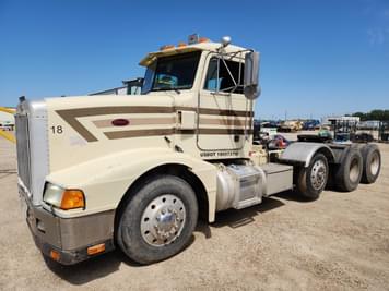Main image Peterbilt 377