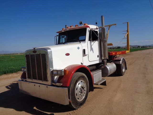 Image of Peterbilt 378 equipment image 2