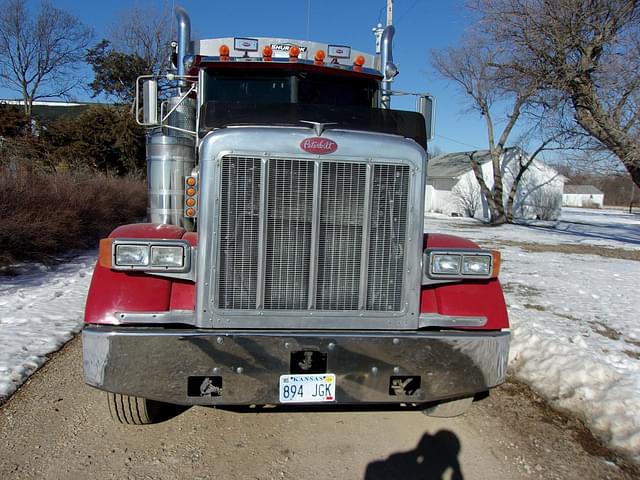 Image of Peterbilt 379 equipment image 2