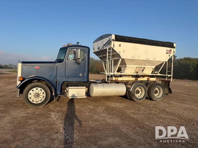 Image of Peterbilt 379 equipment image 2