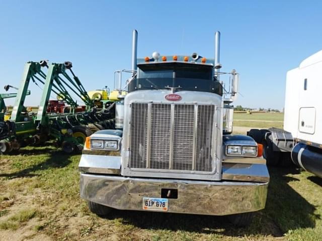 Image of Peterbilt 379 equipment image 3