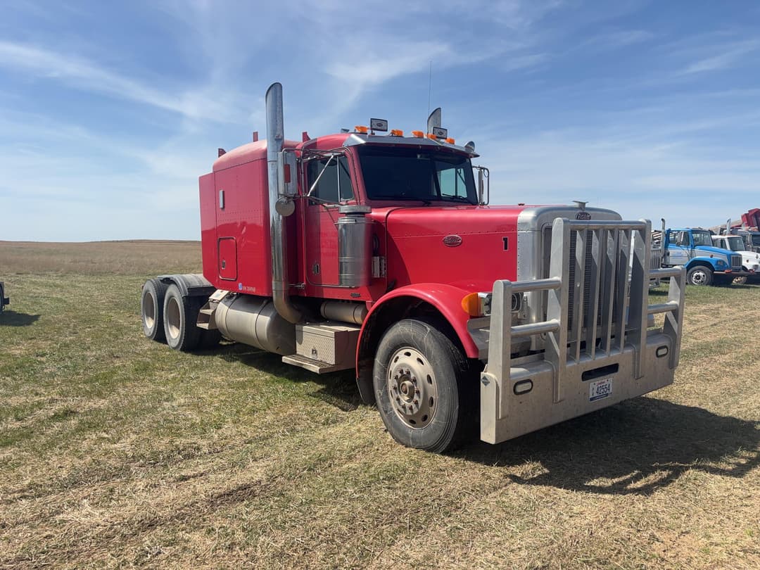 Image of Peterbilt 379 Primary image