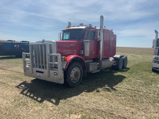 Image of Peterbilt 379 equipment image 3