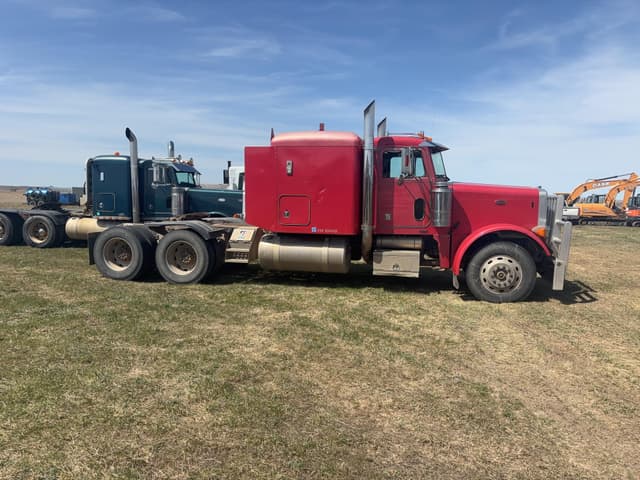 Image of Peterbilt 379 equipment image 1
