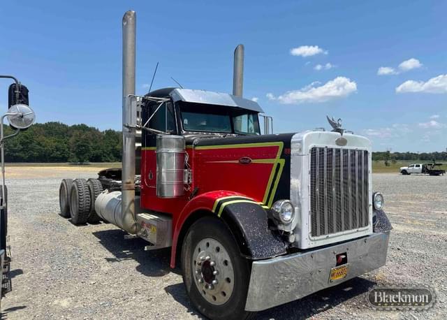 Image of Peterbilt 379 equipment image 2