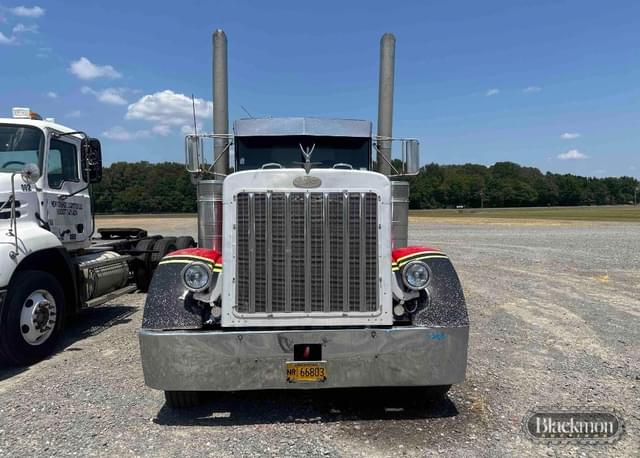 Image of Peterbilt 379 equipment image 1