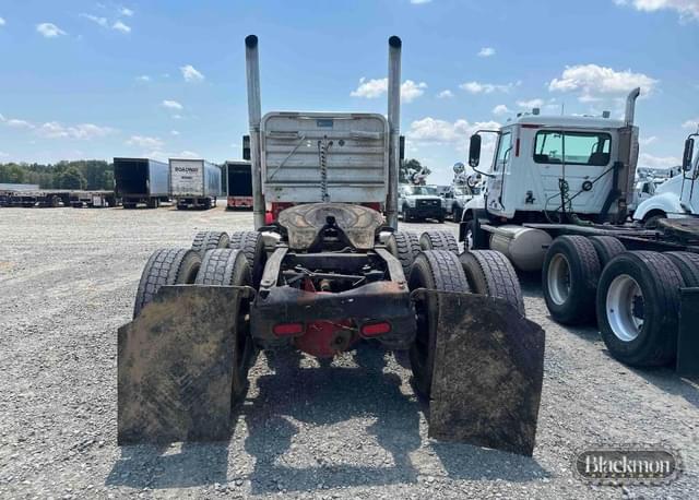 Image of Peterbilt 379 equipment image 4