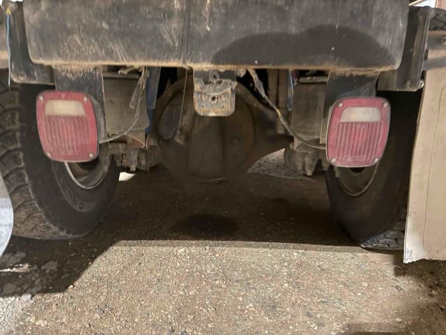 Image of Peterbilt 3406 equipment image 2