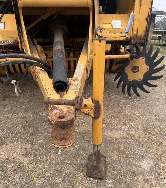 Image of Vermeer 605 Super J equipment image 2