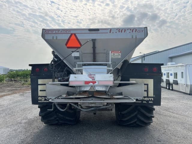 Image of Ag-Chem Terra-Gator 1803 equipment image 3