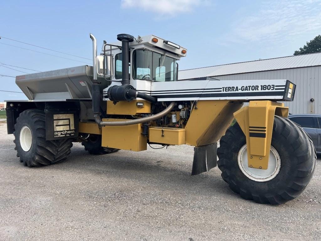1991 Ag-Chem Terra-Gator 1803 Equipment Image0