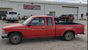 1991 Toyota Deluxe Image