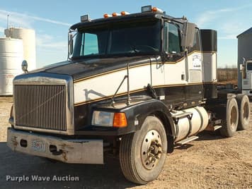 Main image White GMC WIA