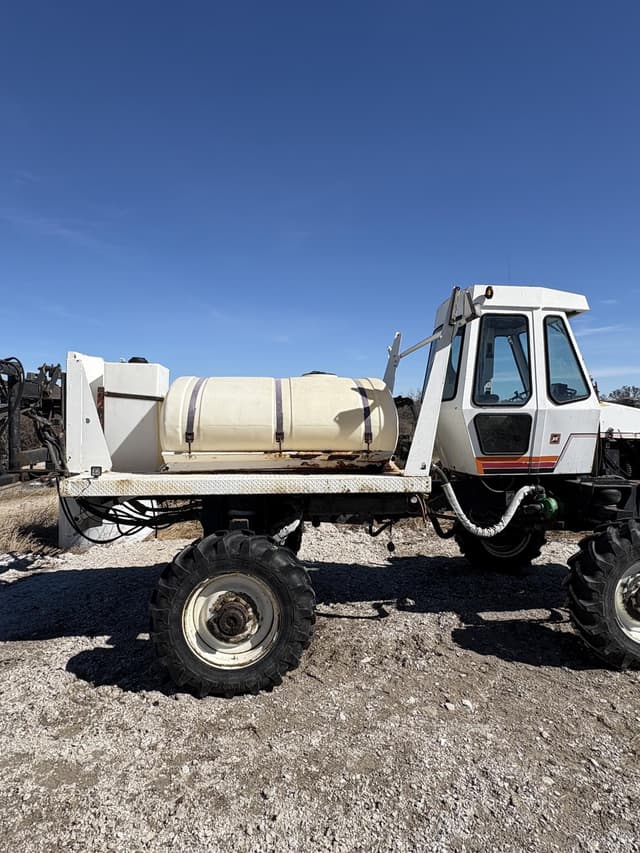 Image of Willmar 745 equipment image 2