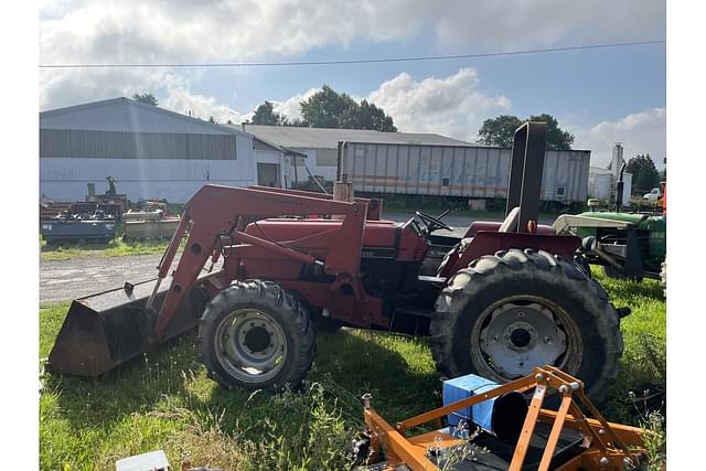 Image of Case IH 595 equipment image 1