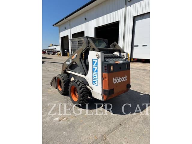 Image of Bobcat 7753 equipment image 3