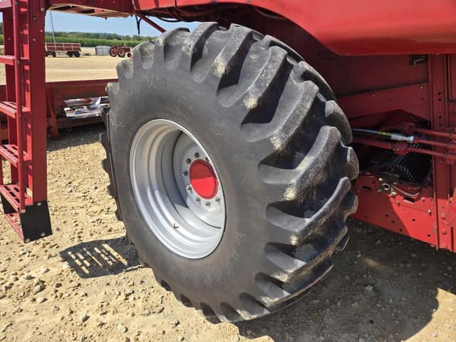 Image of Case IH 1680 equipment image 2