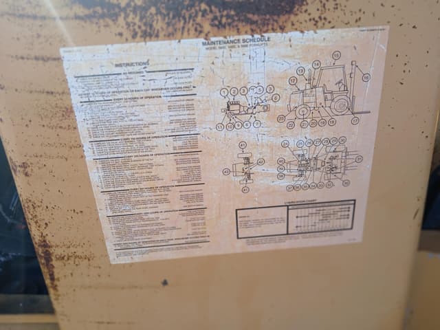 Image of Case 586E equipment image 4