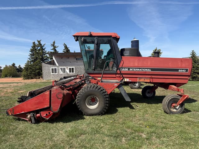 Image of Case IH 8840 equipment image 1