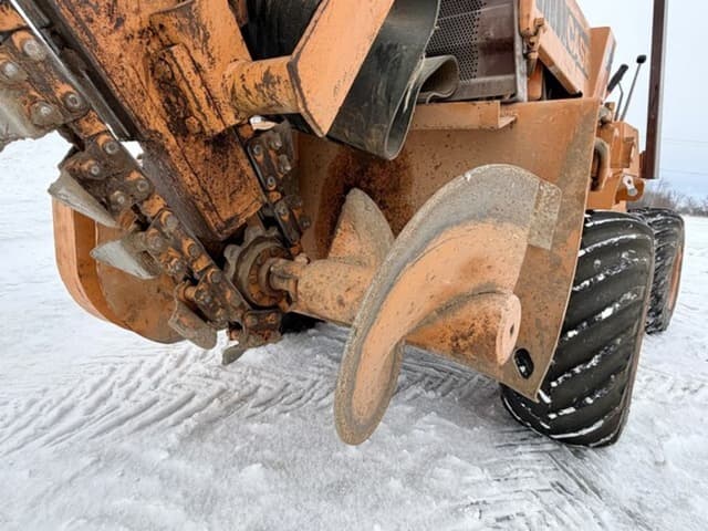 Image of Case 360 equipment image 1