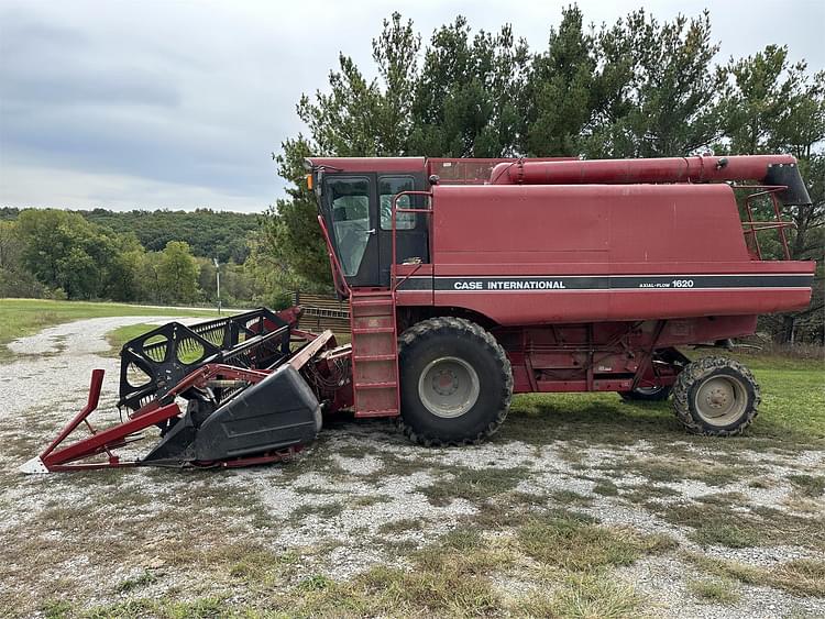 1992 Case IH 1620 Equipment Image0