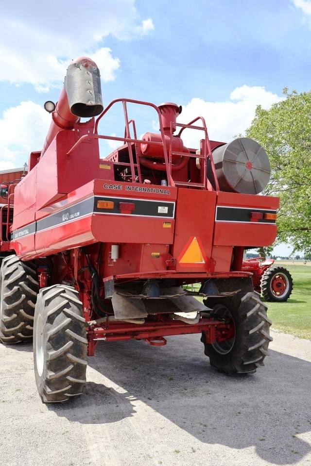 Image of Case IH 1640 equipment image 2