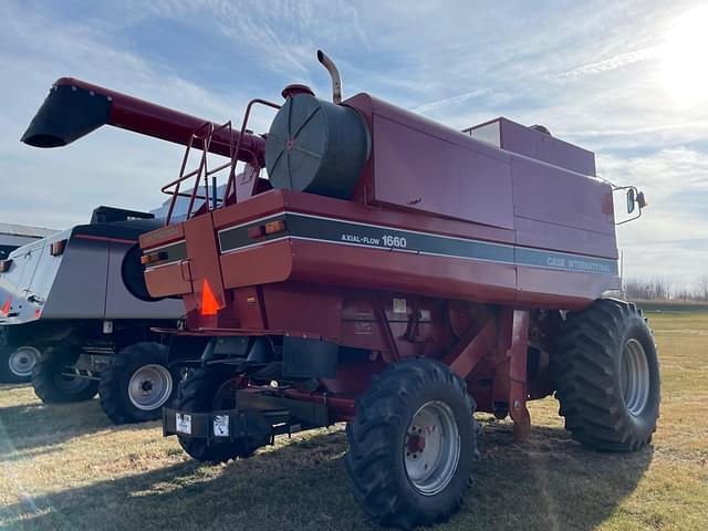 Image of Case IH 1660 equipment image 3