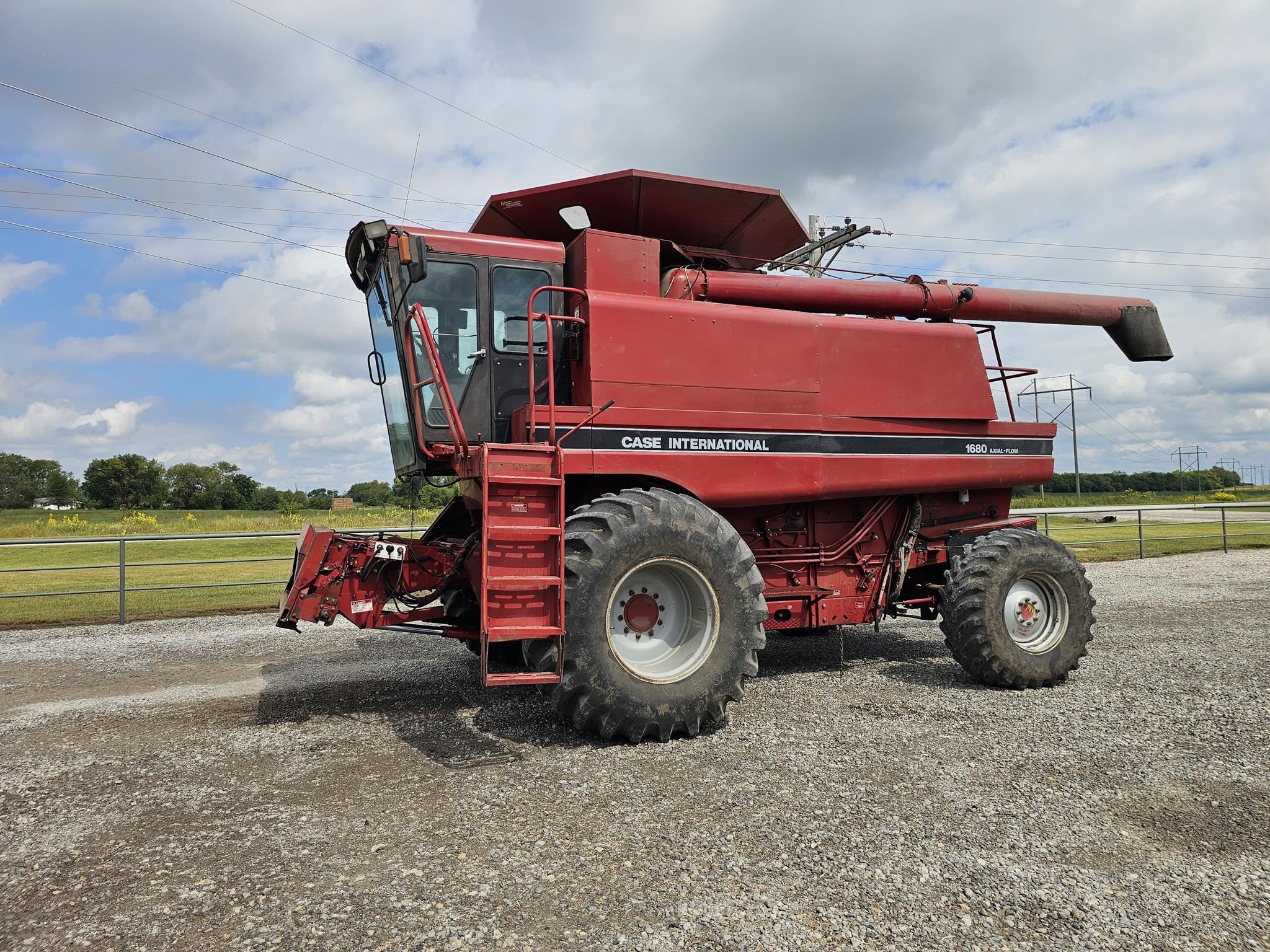1992 Case IH 1680 Equipment Image0