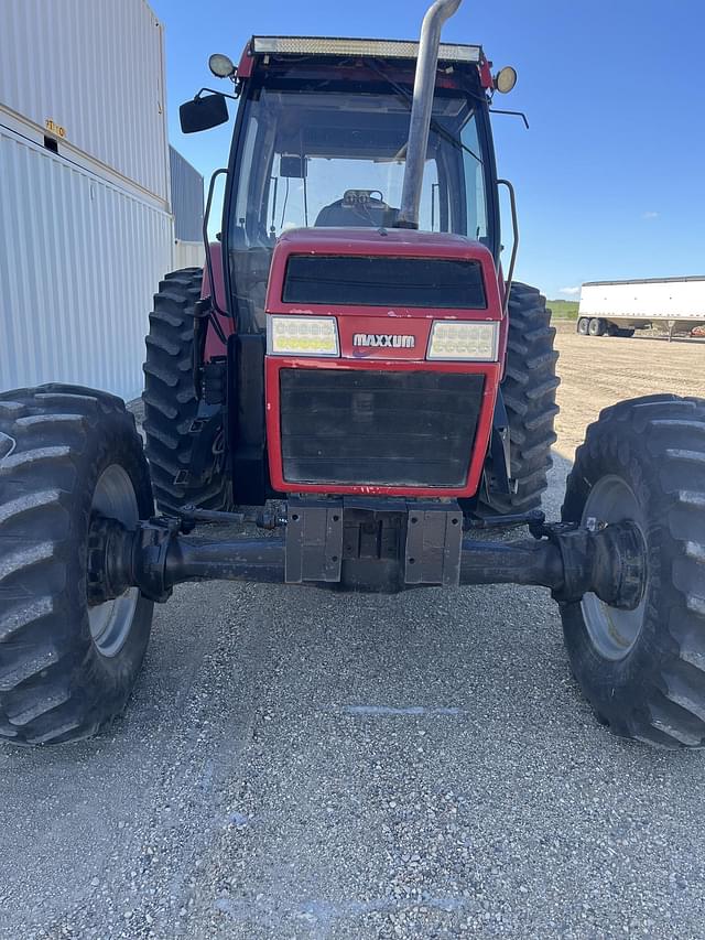 Image of Case IH 5140 equipment image 4