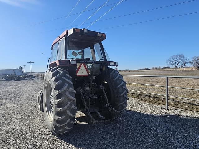 Image of Case IH 5220 equipment image 4