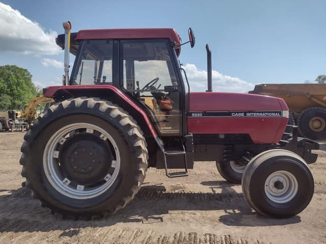 Image of Case IH 5230 equipment image 2