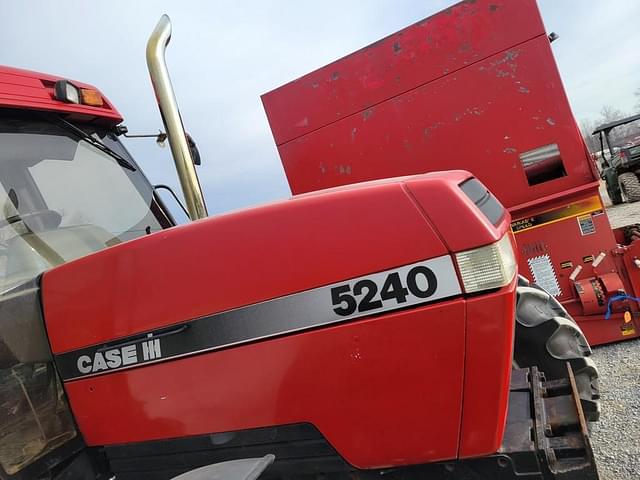 Image of Case IH 5240 equipment image 3