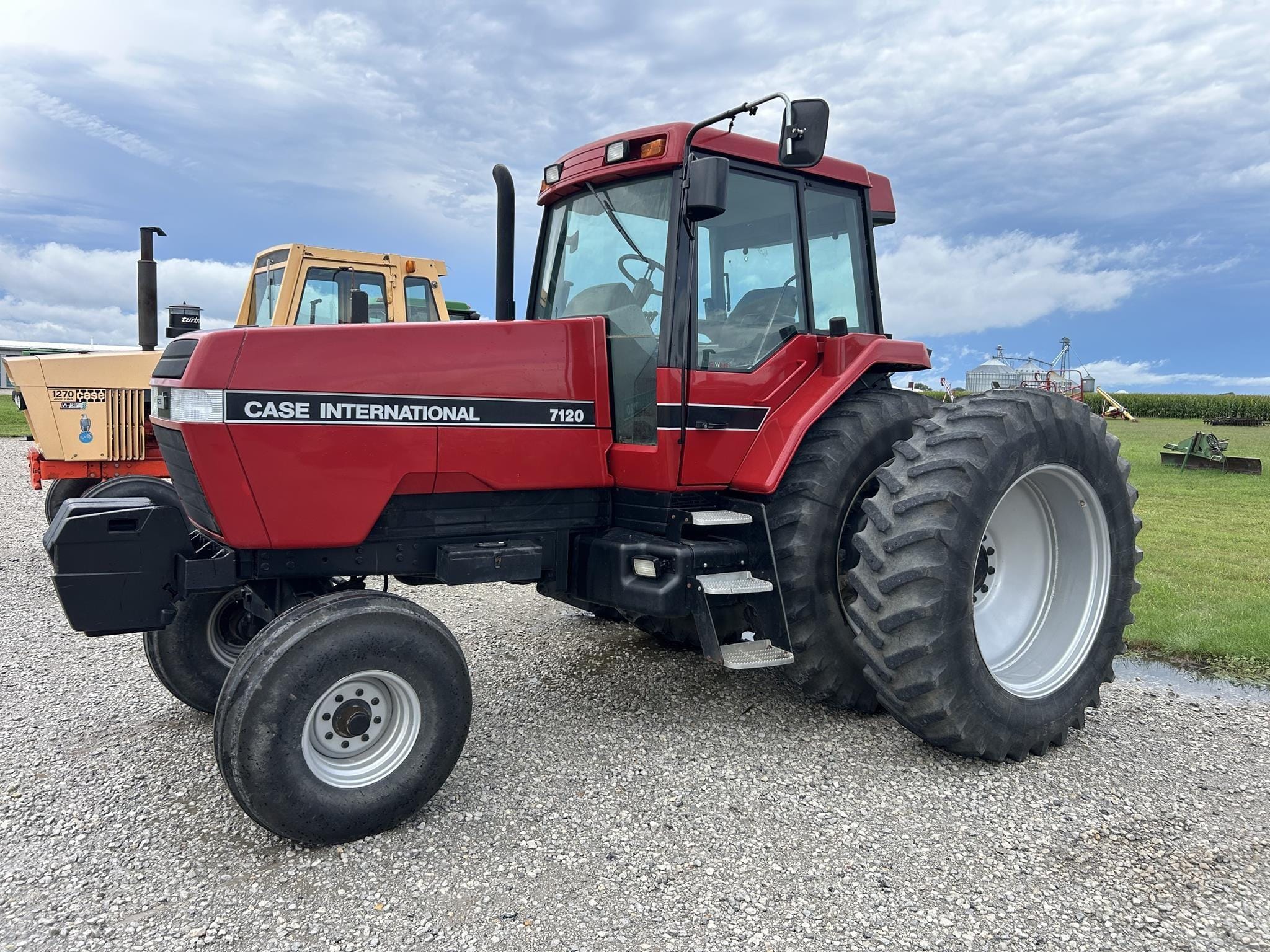 1992 Case IH 7120 Equipment Image0
