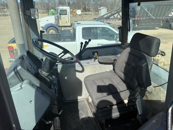 Image of Case IH 7140 equipment image 4