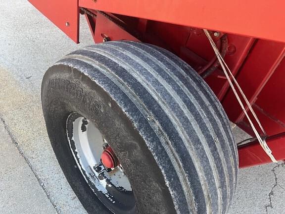 Image of Case IH 8455 equipment image 3