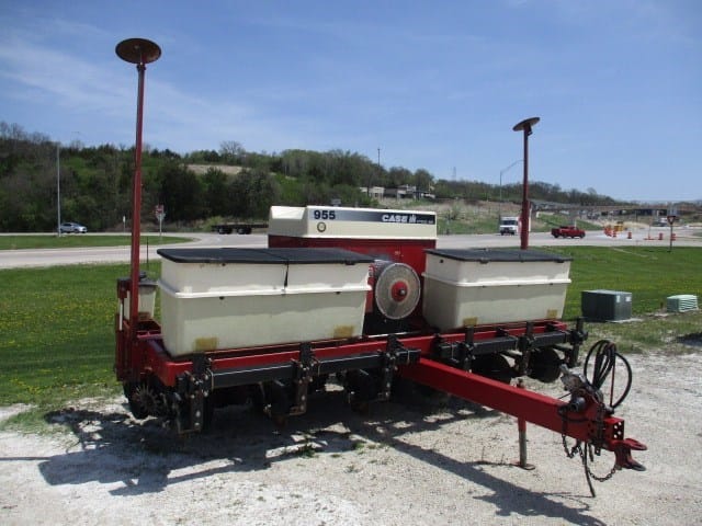 1992 Case IH 955 Equipment Image0