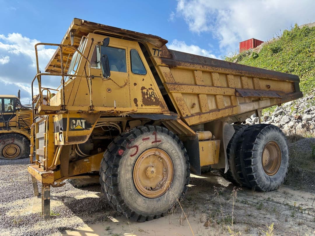 Image of Caterpillar 773B Primary image