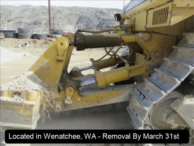 Image of Caterpillar D8N equipment image 3