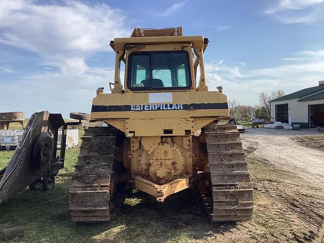 Image of Caterpillar D6H equipment image 2