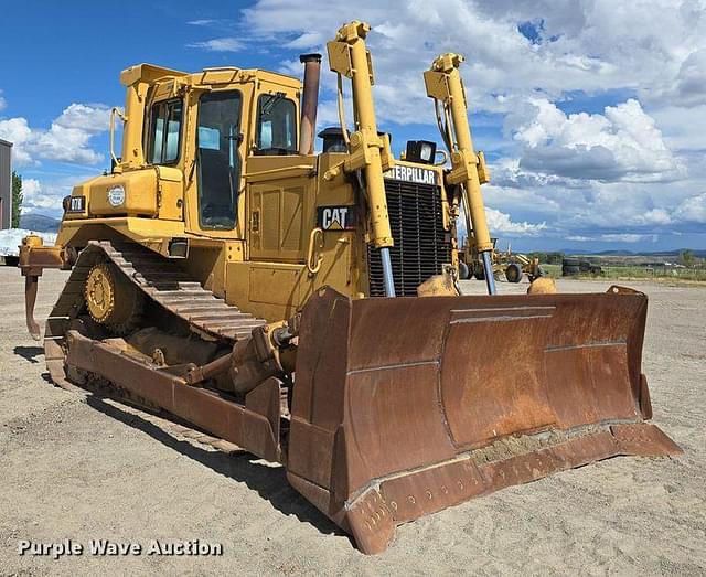 Image of Caterpillar D7H equipment image 2