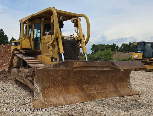 Image of Caterpillar D8N equipment image 2