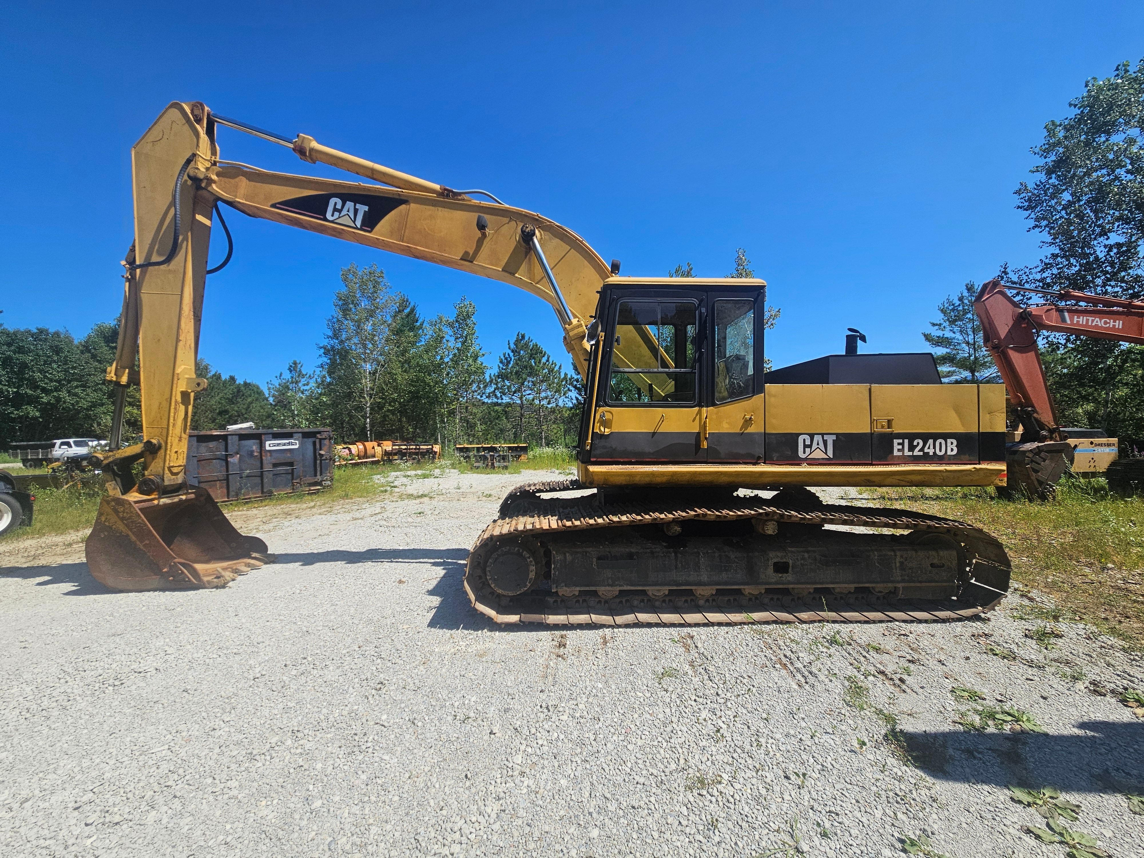 1992 Caterpillar EL240B Equipment Image0