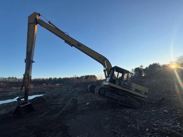 Image of Caterpillar EL240B equipment image 1